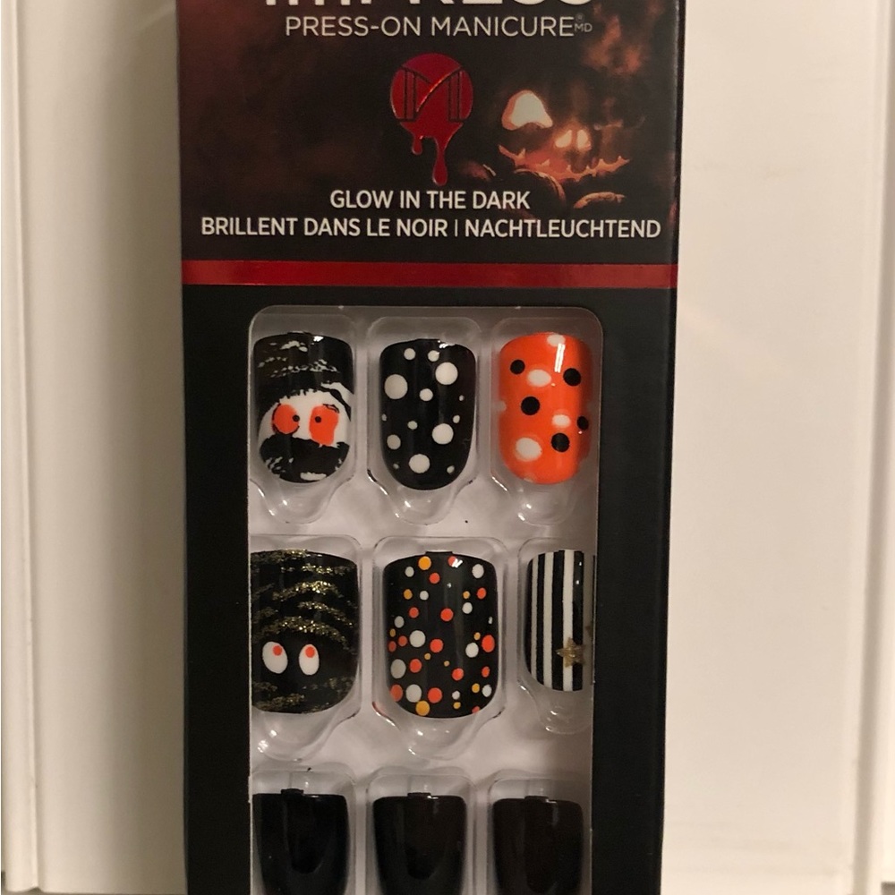Impress Short Halloween Nails